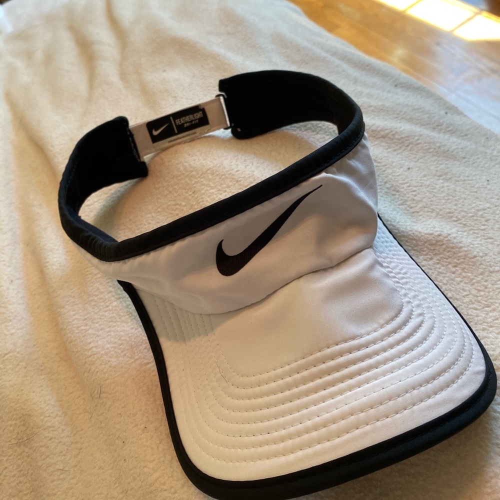 Nike Visor